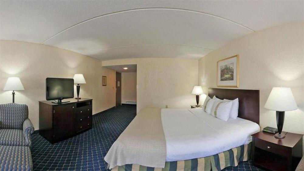 Boxboro Regency Hotel Boxborough Екстериор снимка