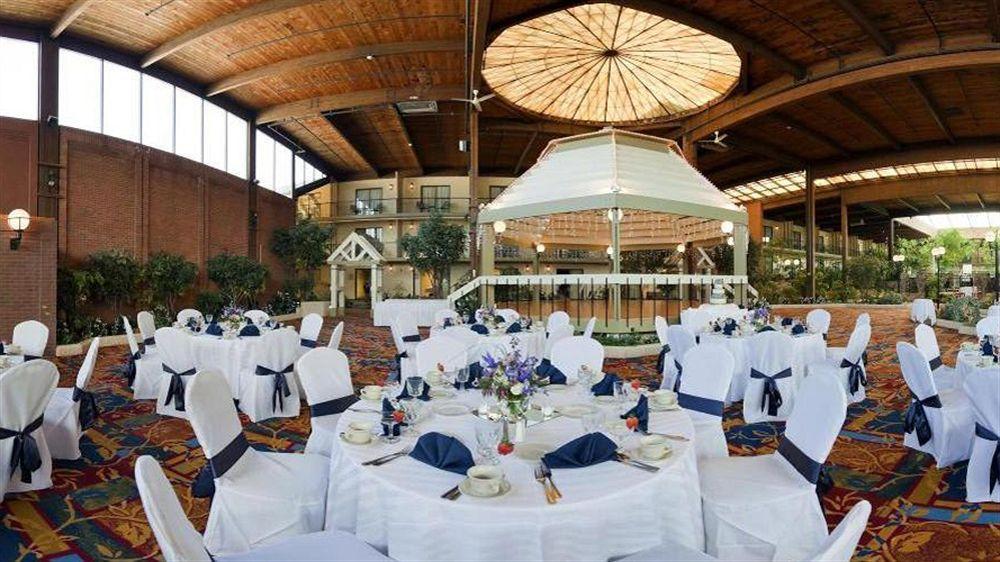 Boxboro Regency Hotel Boxborough Екстериор снимка