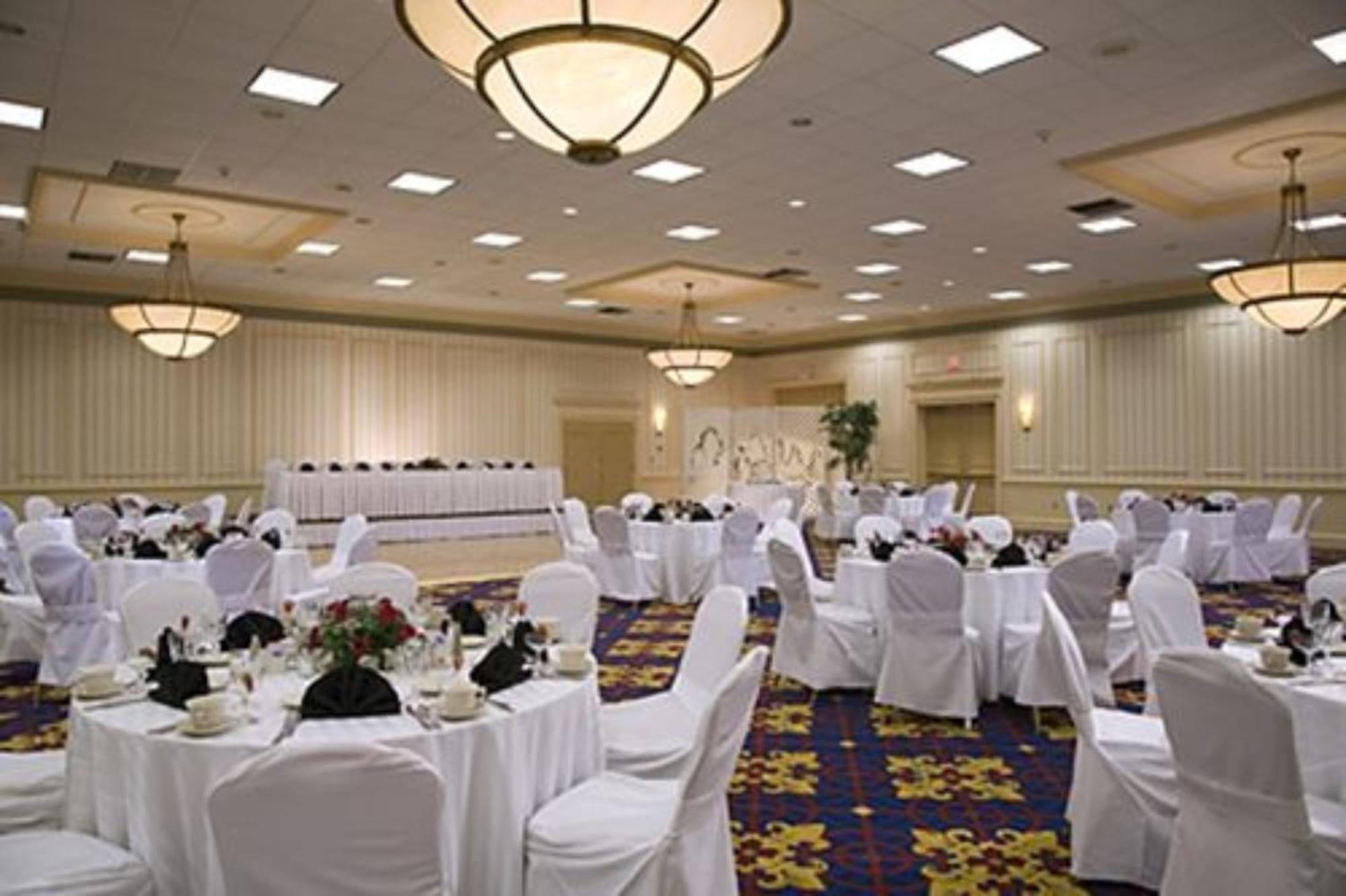 Boxboro Regency Hotel Boxborough Екстериор снимка