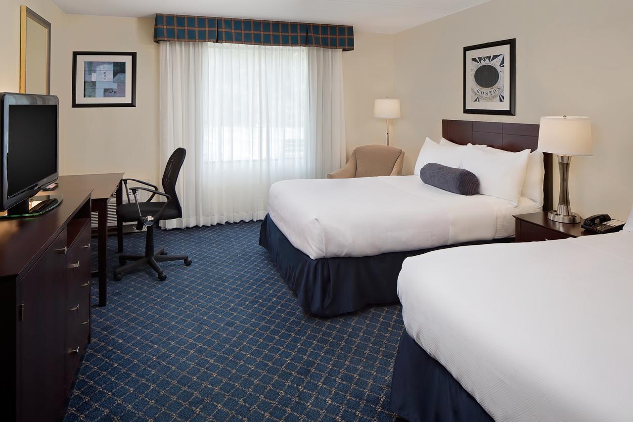 Boxboro Regency Hotel Boxborough Екстериор снимка